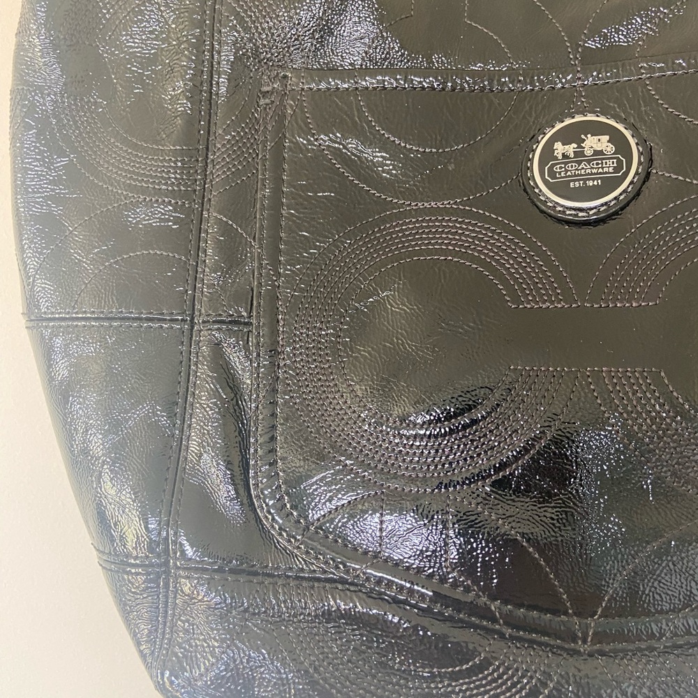 Coach purse - Picture 4 of 9